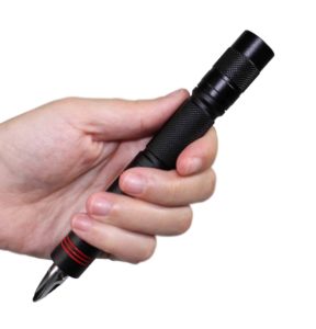 Tactical Pen mit Taschenlampe