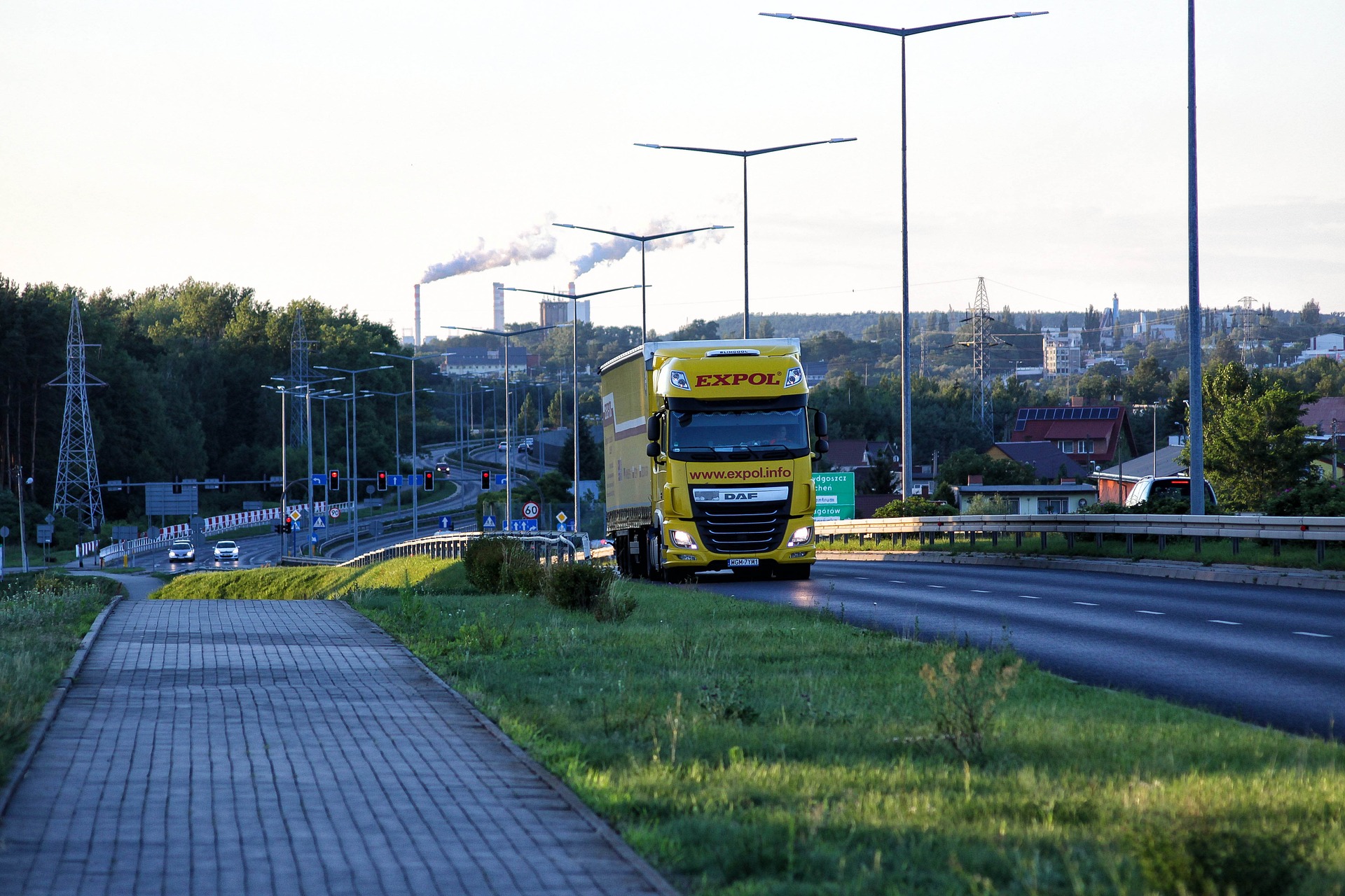 LKW auf Straße